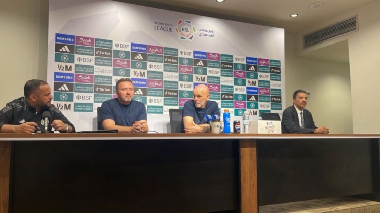 皮奧利：球隊并未因推遲開球而受影響，利雅得勝利配得上勝利