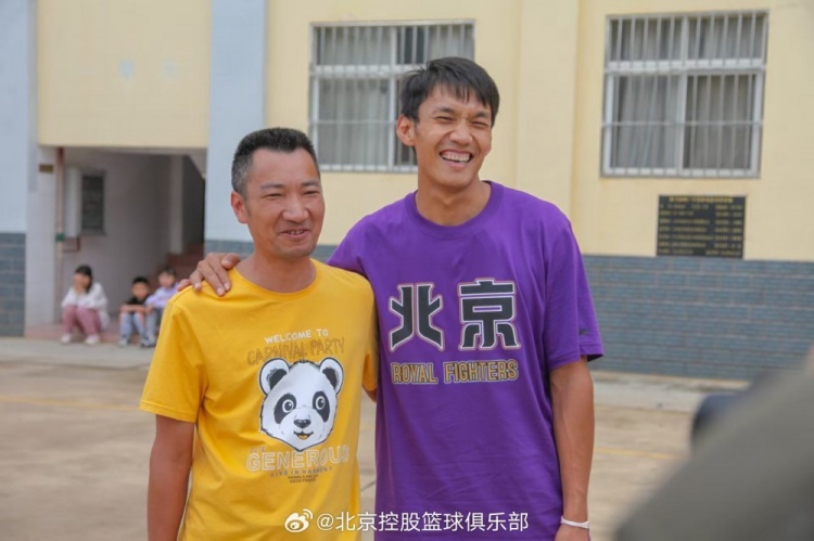 那一封信的故事還在延續 矣進宏母校的師生們來到北京了！