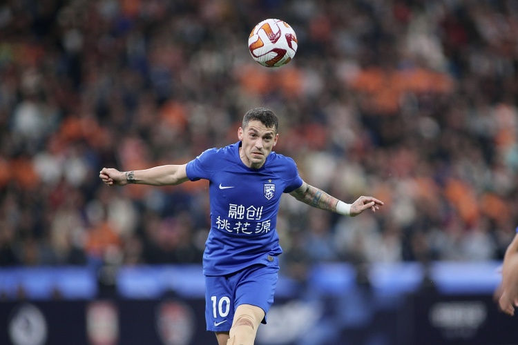 斯基拉：中超舊將斯坦丘接近免簽加盟熱那亞，合同期限到2027年