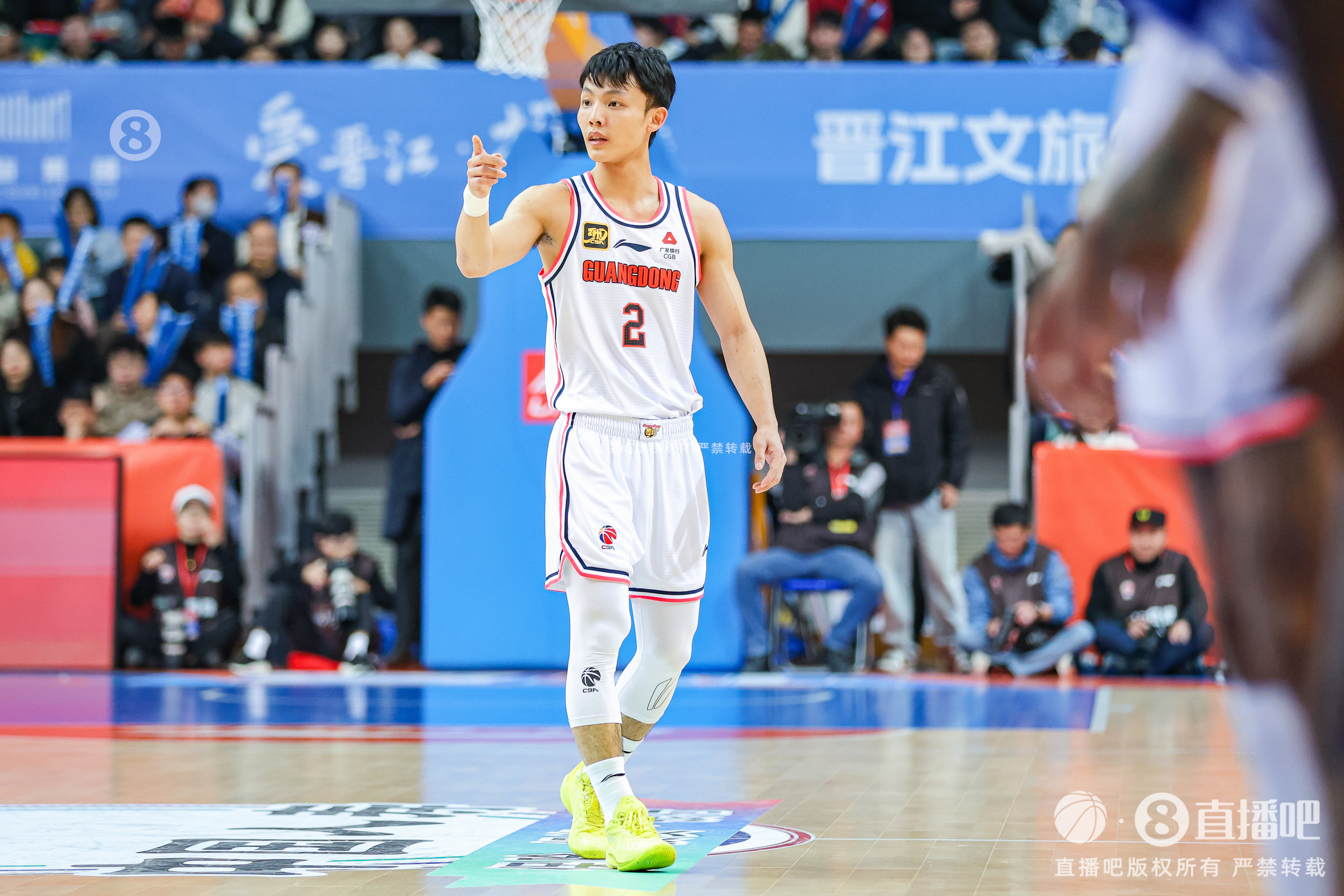 徐杰：身高不是打籃球的唯一標準 努力、勤奮、自律也是天賦